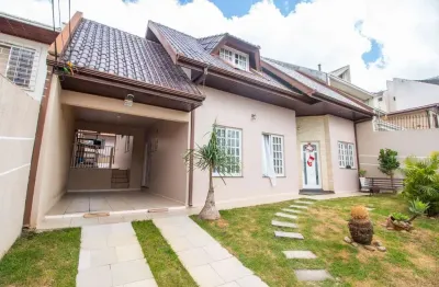 Casa de rua com edícula, piscina e 4 quartos à venda, 263 m² - pilarzinho - curitiba/pr