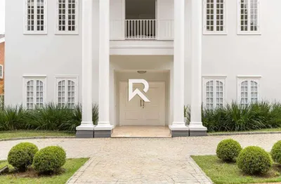Casa de luxo c/ jardim e 5 suítes em condomínio no bom retiro p/ venda - 689m²