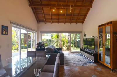 Casa com amplo terreno, 2 quartos, 80m² - campininha - quatro barras/pr -