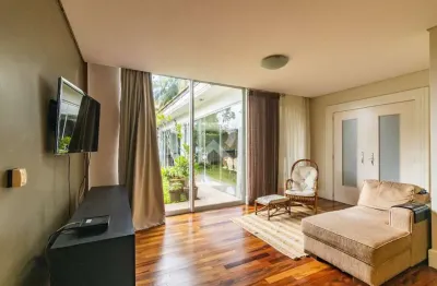 Casa com jardim privativo, 7 dormitórios 3 vagas à venda e locação, 400 m² - batel - curitiba/pr