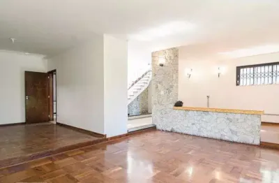 Casa com 3 quartos à venda na Rua Professor Nicolau Moraes Barros, --, Vila Madalena, São Paulo