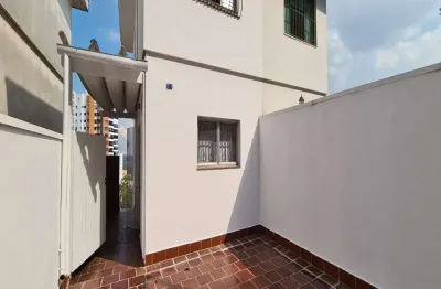 Casa com 3 dormitórios 2 vagas a venda na vila madalena