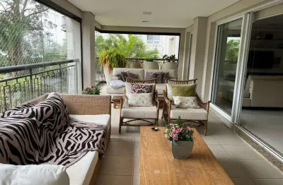 Apartamento com 4 suítes 5 vagas a venda no panamby