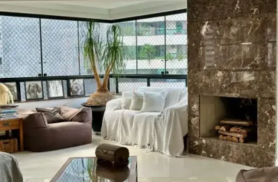 Apartamento com 2 suítes 3 vagas a venda no panamby