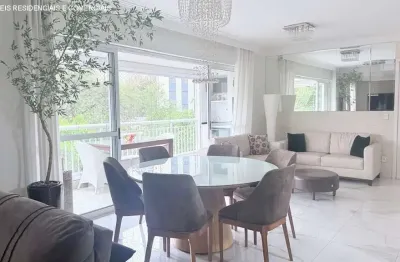 Apartamento com 3 quartos à venda na Rua Antônio Aggio, --, Panamby, São Paulo