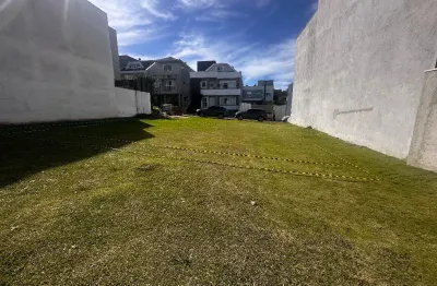 Terreno em condomínio fechado à venda na Rua Ângelo Bresegnello, 422, Bairro Alto, Curitiba
