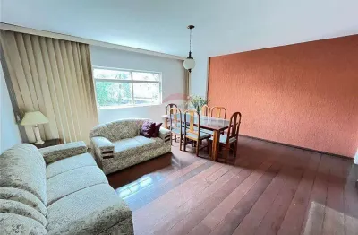 Apartamento mobiliado com 3 quartos, sala, cozinha com dce 1 vaga de garagem numerada,175 m².