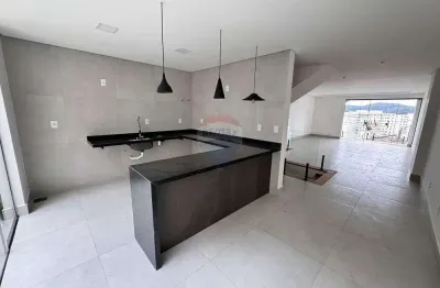 Casa a venda com 3 quartos sendo 1 suíte, sala, cozinha, área gourmet, varanda, 2 vagas de garagem