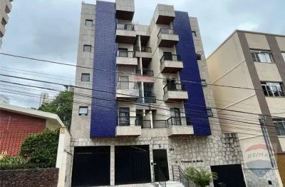 Apartamento na barão de cataguases de dois quartos sendo uma suíte, com vaga de garagem.