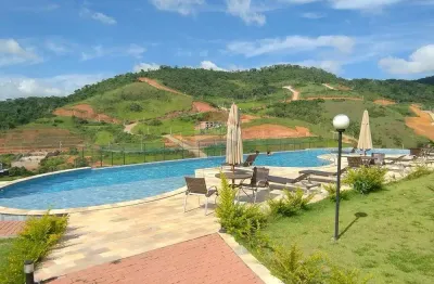 Ótimo terreno em declive a venda no Condomínio Ecoville, Matias Barbosa.