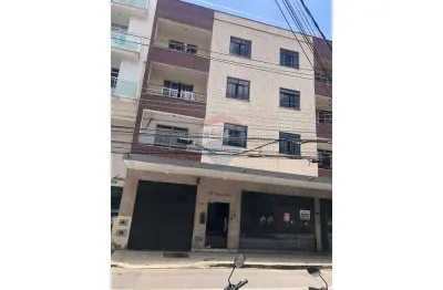 Cobertura de 4 quartos a venda no coração de são mateus, próxima a igreja, mercados, drogarias, ufjf, escolas e a todo comércio local.