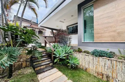 Alugue sua casa dos sonhos no bom pastor, 3 quartos, área gourmet e muito conforto, 3 vagas de garagem.