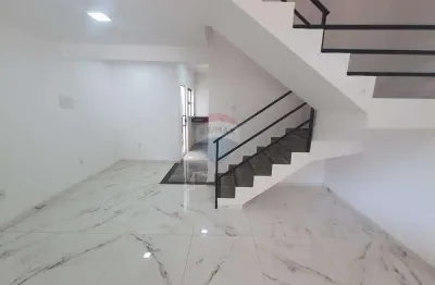 Casa com 2 quartos à venda na Rua Raimundo Correa, 25, Nova Era, Juiz de Fora