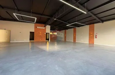 Galpão moderno e bem localizado, próximo à br-040 e ao centro de juiz de fora