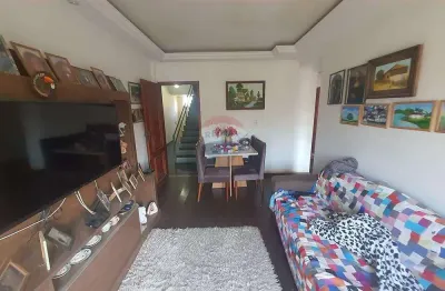 Apartamento com 2 quartos para alugar na Avenida Vereador Raymundo Hargreaves, 765, Fontesville, Juiz de Fora