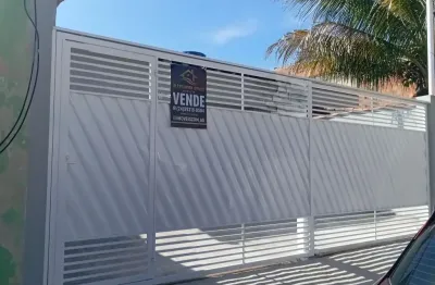 Linda casa 66m² no bairro morada do contorno, em resende -rj/2 quartos sendo 1 suíte e garagem para 2 carros