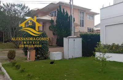 Belíssima casa no condomínio mais desejado de resende, limeira tênis clube