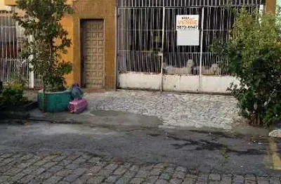 Casa á venda na vila madalena com 8 dormitórios 4 banheiros 2 vagas