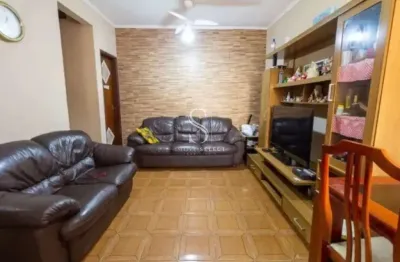 Sobrado com 252m² possuindo 3 dormitórios, 1 sala e 1 vaga à venda na região do centro de são paulo.