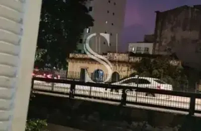 Casa assobradada de 119m² com 02 dormitórios e 02 banheiros à venda na região da santa cecília - sp