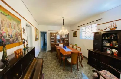 Lapa, casa residencial de 496m² com 4 dormitórios, 1 suíte, 2 vagas.