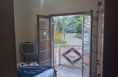 Morumbi, casa em rua fechada de 252m², 3 dormitórios, 5 vagas à venda.