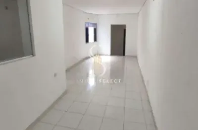 Mirandopólis - casa de 193m² com 13 salas, 6 banheiros e 2 vagas.