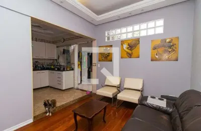 Casa com 5 quartos à venda na Rua Santo Antônio, 1304, Bela Vista, São Paulo