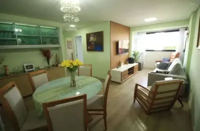 Venda apartamento com 97m2- 03 quartos- 01 suíte-armários-02 garagens- edf. pison-parnamirim