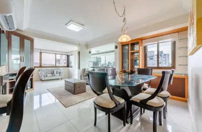 Apartamento com 3 quartos à venda na rua guararapes, 455, petrópolis, porto alegre por r$ 1.380.000