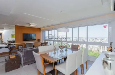 Apartamento com 3 quartos à venda na rua curvelo, 200, petrópolis, porto alegre por r$ 1.990.000