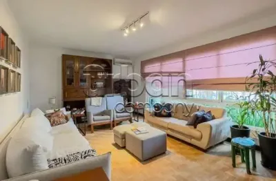 Casa em condomínio fechado com 3 quartos à venda na avenida teixeira mendes, 1269, chácara das pedras, porto alegre por r$ 2.000.000