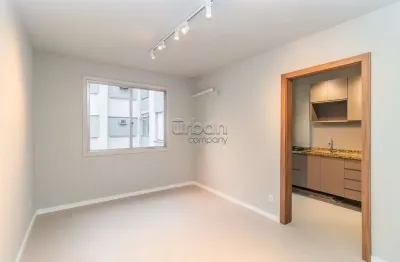 Apartamento com 2 quartos à venda na rua alberto silva, 238, vila ipiranga, porto alegre por r$ 309.000