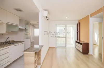 Apartamento com 2 quartos à venda na avenida benno mentz, 100, vila ipiranga, porto alegre por r$ 483.000