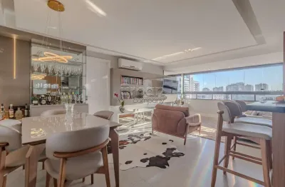 Apartamento com 2 quartos à venda na rua cananéia, 255, chácara das pedras, porto alegre por r$ 1.290.000