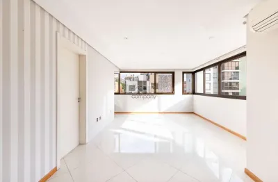 Apartamento com 2 quartos à venda na avenida alegrete, 144, petrópolis, porto alegre por r$ 799.900