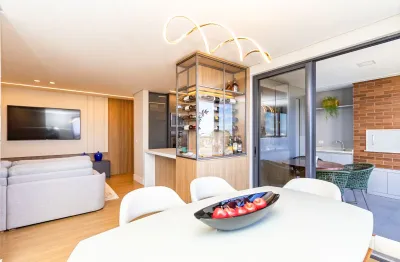 Apartamento com 3 quartos sendo 1 suíte e 2 vagas no cristo rei