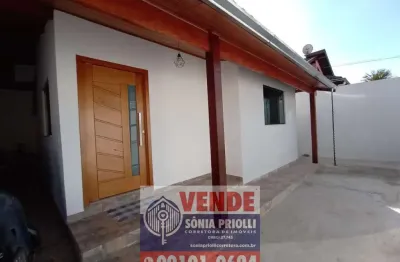 Casa à venda no bairro colinas de santa bárbara - pouso alegre/mg