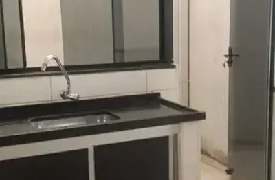 Casa com exelente preço,, com dois quartos, sala, cozinha, banheiro com box,lavanderia separada e garagem pra dois carros descoberta