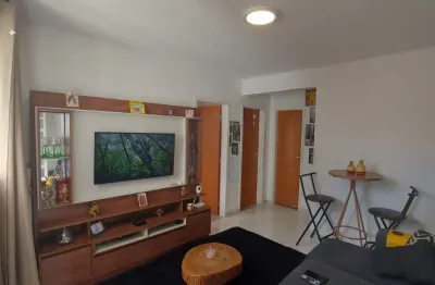 Apartamento no jardim vitória 2 quartos excelente localização