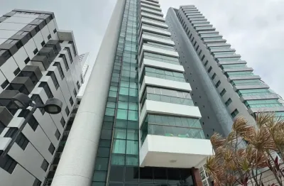 Apartamento beira mar disponivel para venda 237m, varanda frente mar