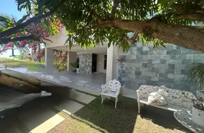 Vendo casa de alto padrão no Condomínio Melicio Machado /Aruana
