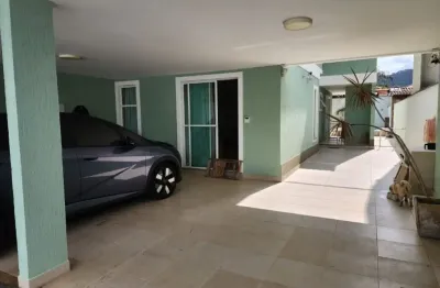 Casa com 3 quartos à venda na Serra Grande, Niterói 