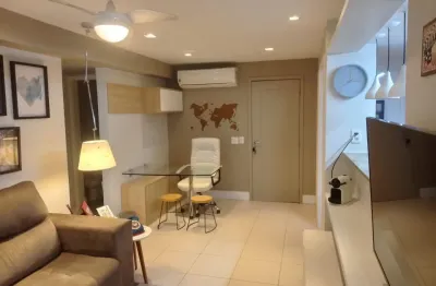 Apartamento Alto Padrão em Icaraí | Varanda Gourmet, 1 Suíte, Vaga e a 1 Quadra da Praia