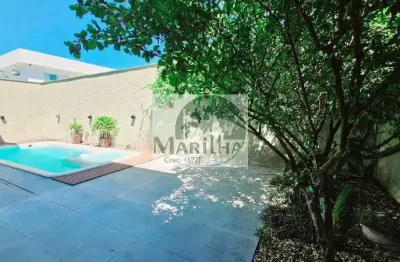 Casa à venda em florianópolis-sc, no bairro rio vermelho! 3 quartos, 1 suíte, 2 salas, 4 banheiros, 3 vagas. venha conferir!