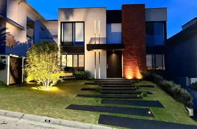 Casa com 5 quartos à venda na Rua Luberon, Tamboré, Santana de Parnaíba
