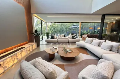 Casa com 5 quartos à venda na Rua Arles, Tamboré, Santana de Parnaíba