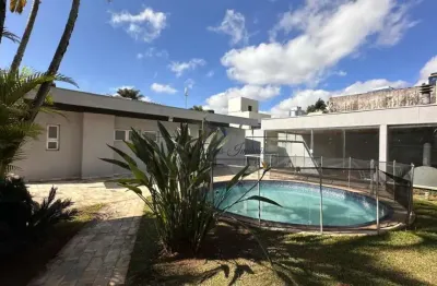 Casa com 4 quartos à venda na Alameda Portugal, Alphaville, Barueri