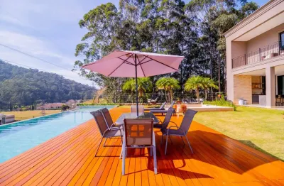 Casa com 5 quartos à venda na Avenida Ourinhos, Residencial Tamboré, Barueri