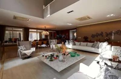 Casa com 4 quartos à venda na Rua Sucupira, Tamboré, Santana de Parnaíba